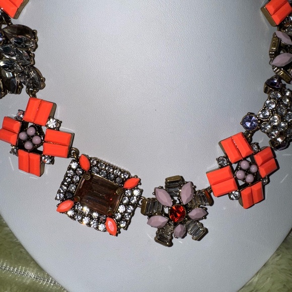 NEWER- J Crew Ladies Enamel & Stone (Beaded) Adjustable Necklace - Picture 5 of 6